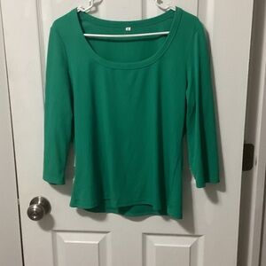 3/4 Length Sleeve Women's Green Top
